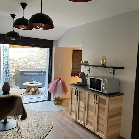 Avec Prive Le Perrier