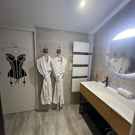 Dom wakacyjny Avec Prive Le Perrier